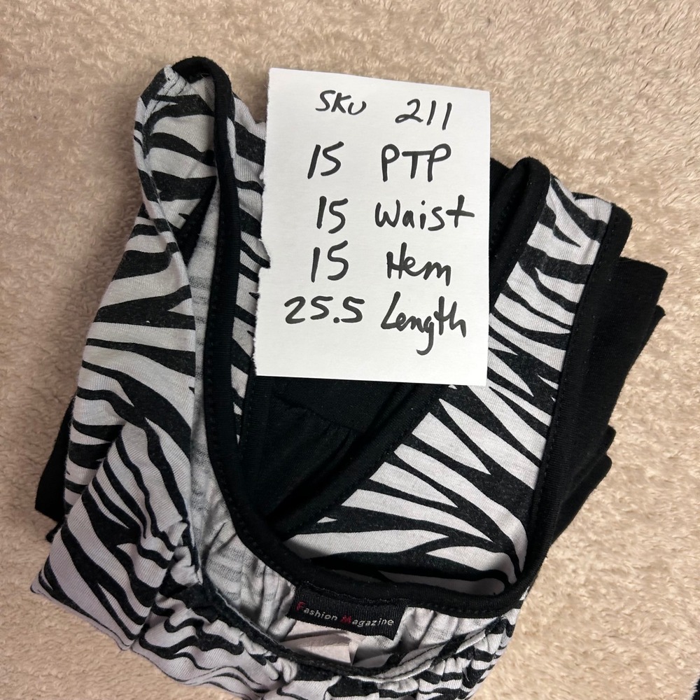 Fashion Magazine Womens Mini Dress Large Zebra Print Empire Waist Bubble Hem Y2K - Picture 11 of 11